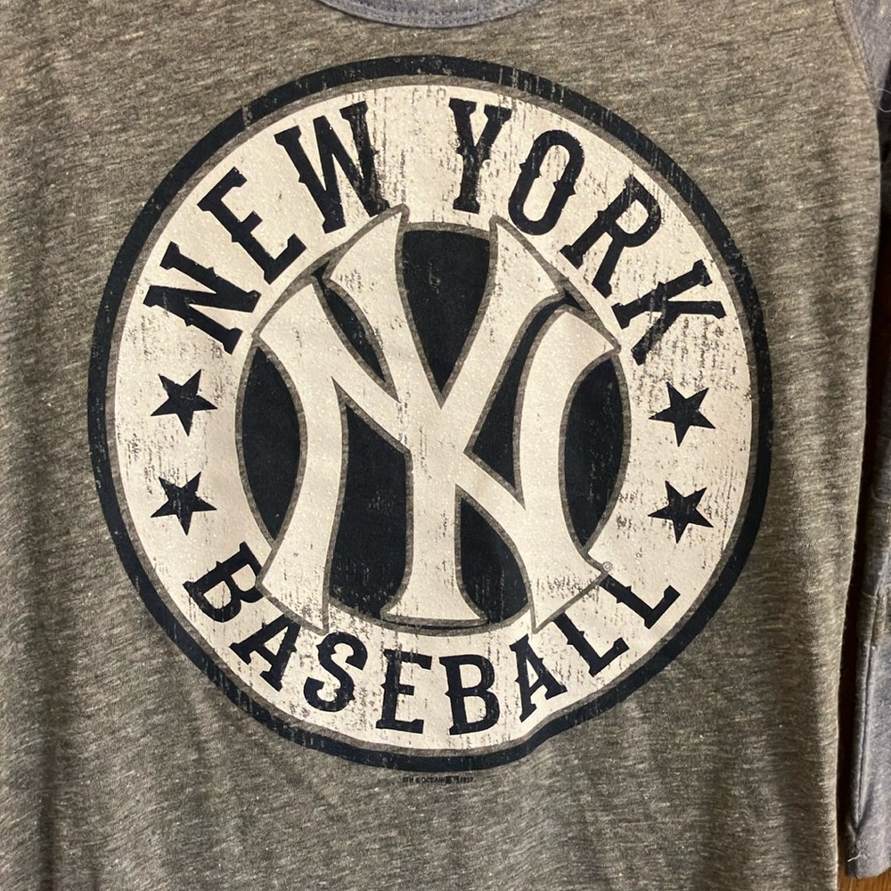 5th and Ocean Gray New York Baseball Top